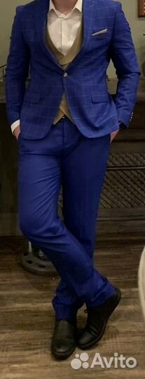 Мужской костюм тройка