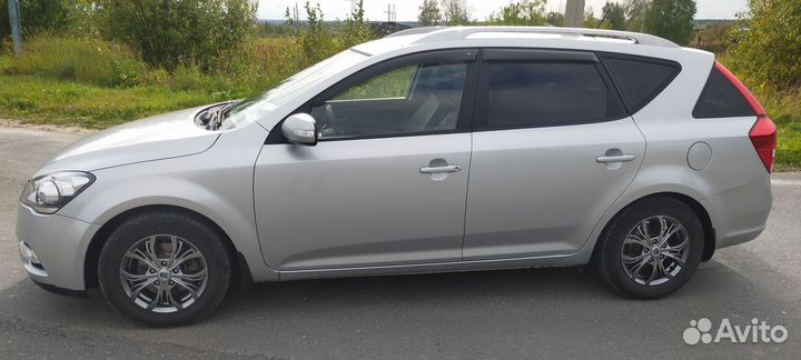 Kia Ceed 1.6 МТ, 2011, 88 857 км