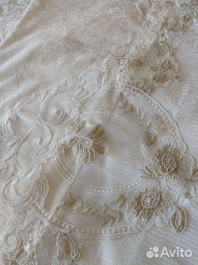 Коплект: постельное белье, покрывало и плед