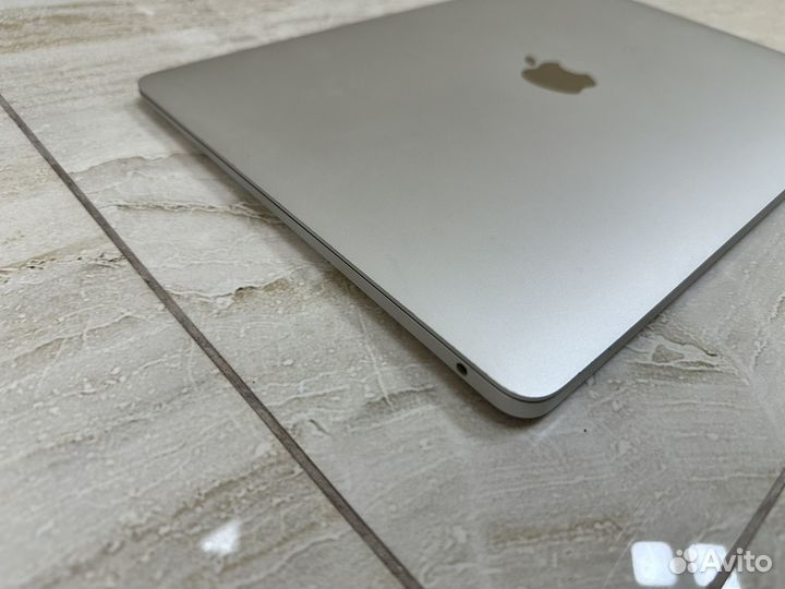 Macbook Air 13 2019 retina