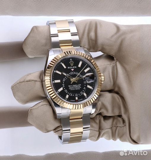 Часы Rolex Sky-Dweller 42 mm Yellow Gold
