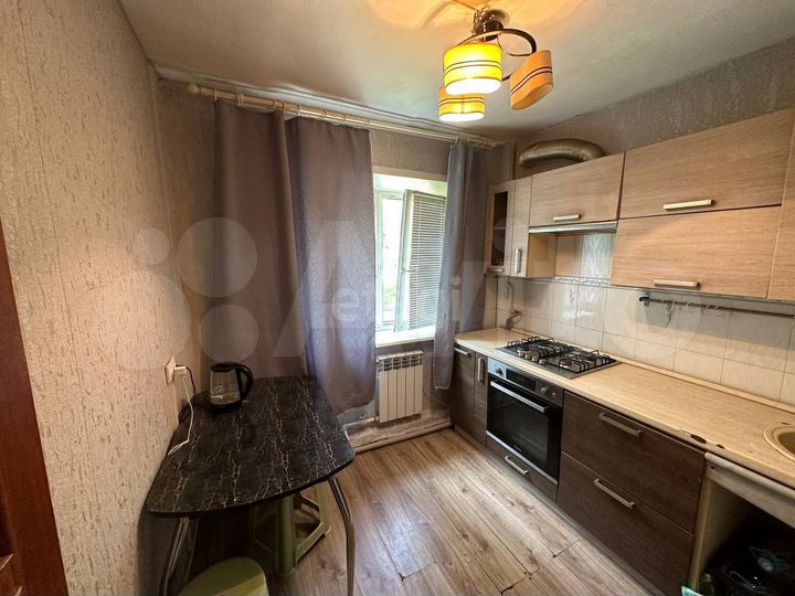 2-к. квартира, 40,6 м², 1/4 эт.