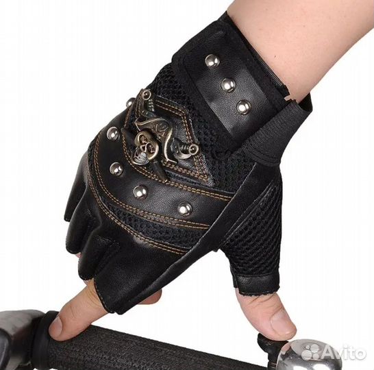 Перчатки без пальцев мужские