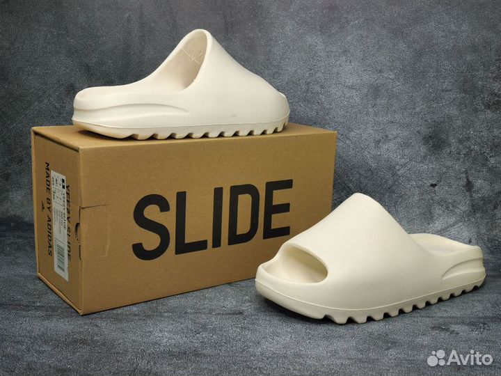 Тапочки Adidas Yeezy Slide