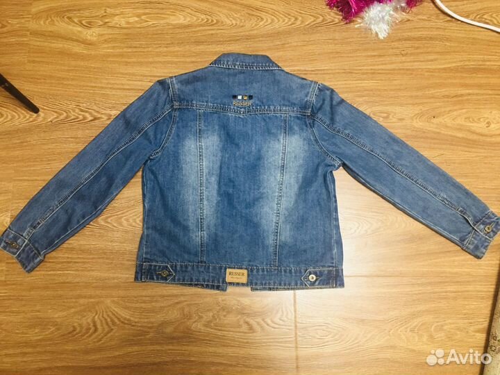Джинсовая куртка