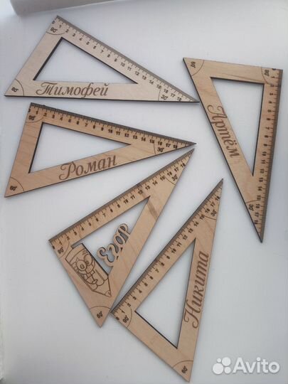 Линейка из дерева