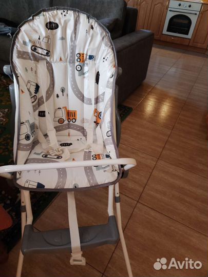 Стульчик для кормления томix