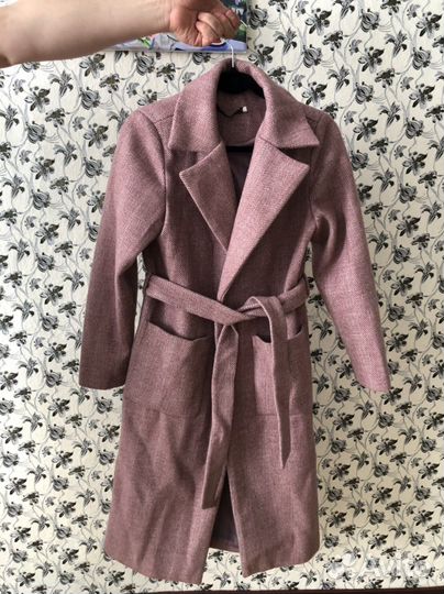 Пальто женское 42 44