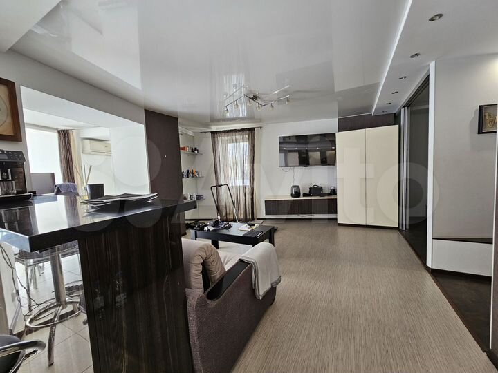 Квартира-студия, 61 м², 7/10 эт.