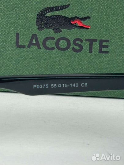 Солнцезащитные очки lacoste