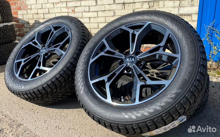 R19 Dynamo Snow-H MWS01 235/55, PCD 5x114.3 DIA 67.1