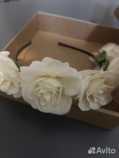 Ободок с цветами