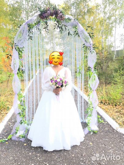 Оформление свадьбы. Президиум и арка