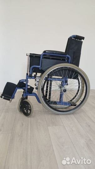 Инвалидная коляска складная бу