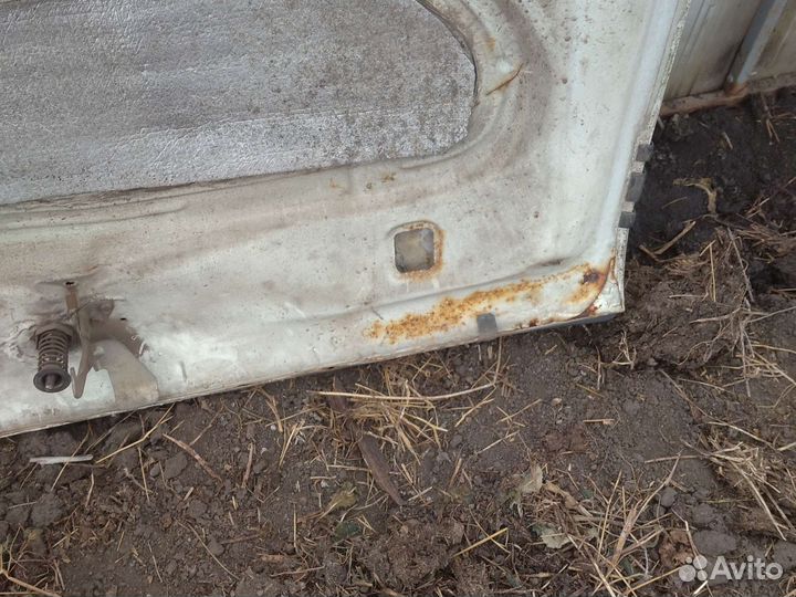 Капот на газель старого образца