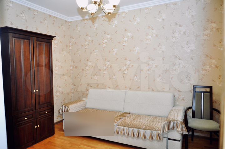3-к. квартира, 80 м², 4/10 эт.