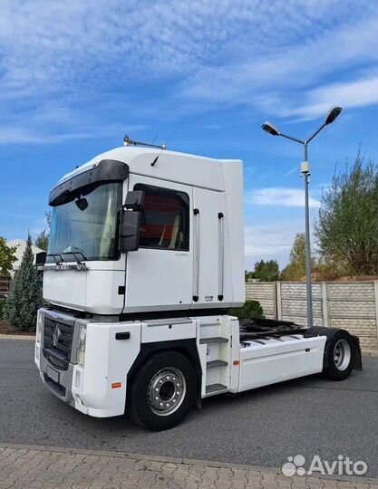 Renault Magnum, 2012