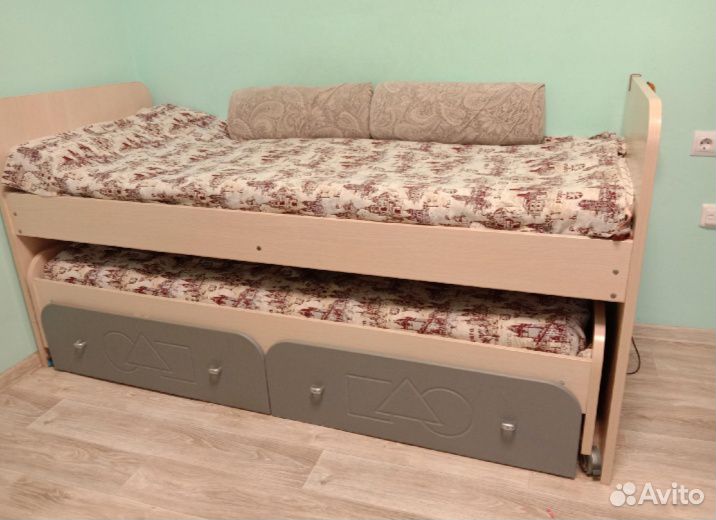 Двухъярусная кровать выдвижная