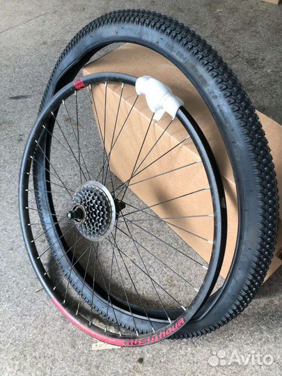 Колесо 27.5 трещетка с новой покрышкой
