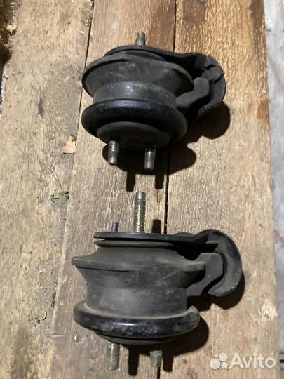 Подушки двигателя vq30det