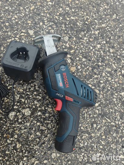 Аккум. сабельная пила Bosch GSA 10.8V-LI