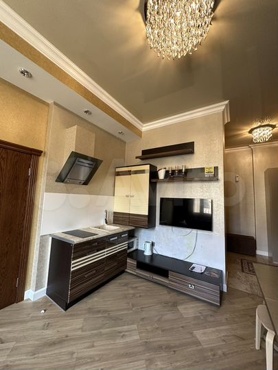 2-к. квартира, 45 м², 2/18 эт.