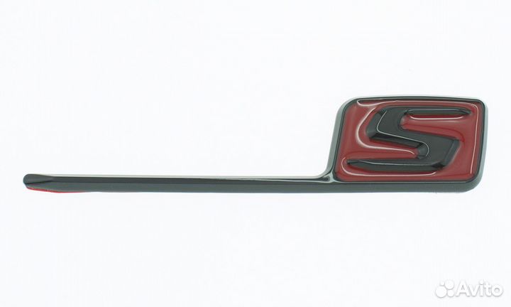 Шильдик на багажник S серия для Mercedes красная