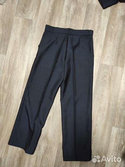 Школьный костюм