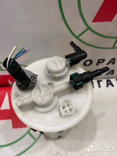 Бензонасос Toyota Avensis T25 1zzfe 2008