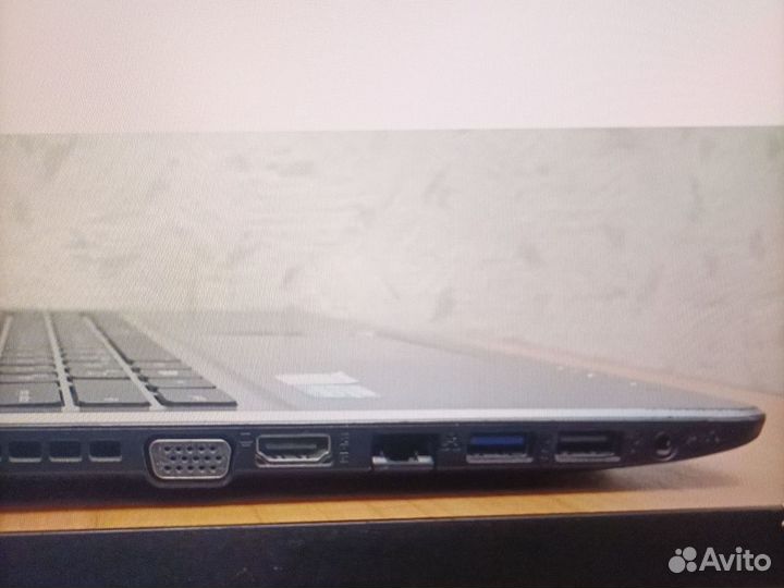 Ноутбук asus x550cc