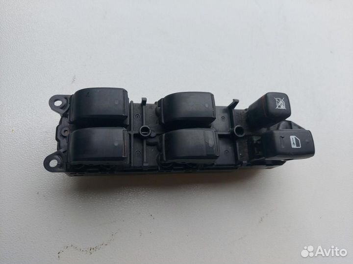 Блок управления стеклоподъемниками передней правой