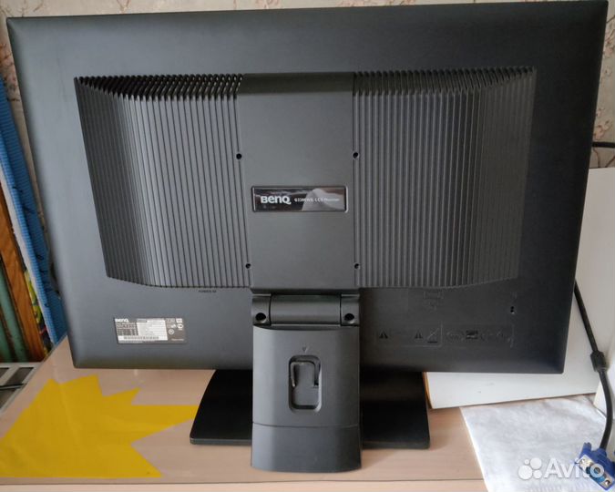 Монитор benq G2200WA