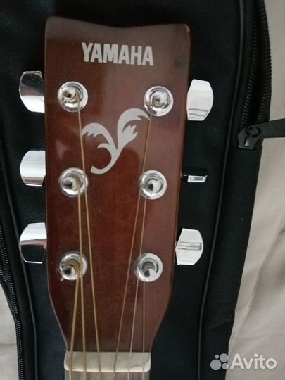 Акустическая гитара yamaha f310 бу