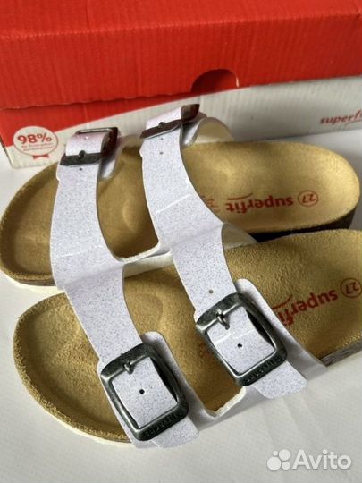 Новые шлепанцы superfit