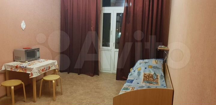 Комната 18 м² в > 9-к., 4/5 эт.