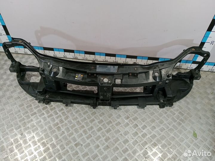 Б/У Панель передняя Vivaro