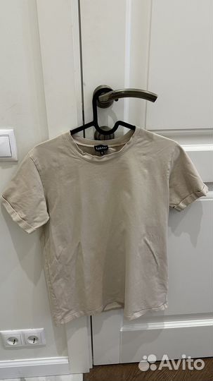 Футболки женские 42 44 пакетом uniqlo zara massimo