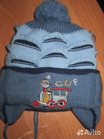 Продам шапочки для мальчика