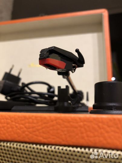 Проигрыватель виниловых дисков SunnyDays