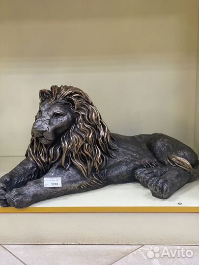 Гипсовая декоративная фигура лев