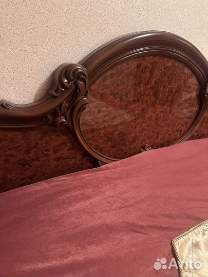 Кровать двухспальная