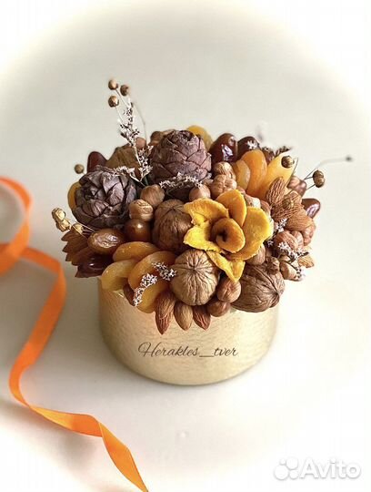 Съедобные букеты из сухофруктов и орехов