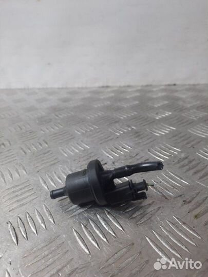 Клапан вентиляции топливного бака Ford Focus