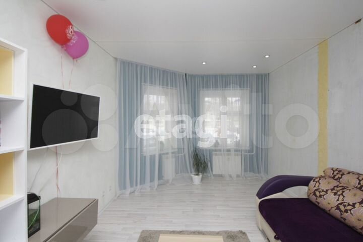 2-к. квартира, 59,6 м², 1/9 эт.