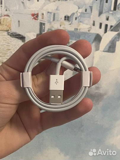 Кабель на iPhone оригинальный
