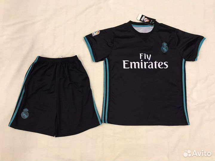 Форма футбольная