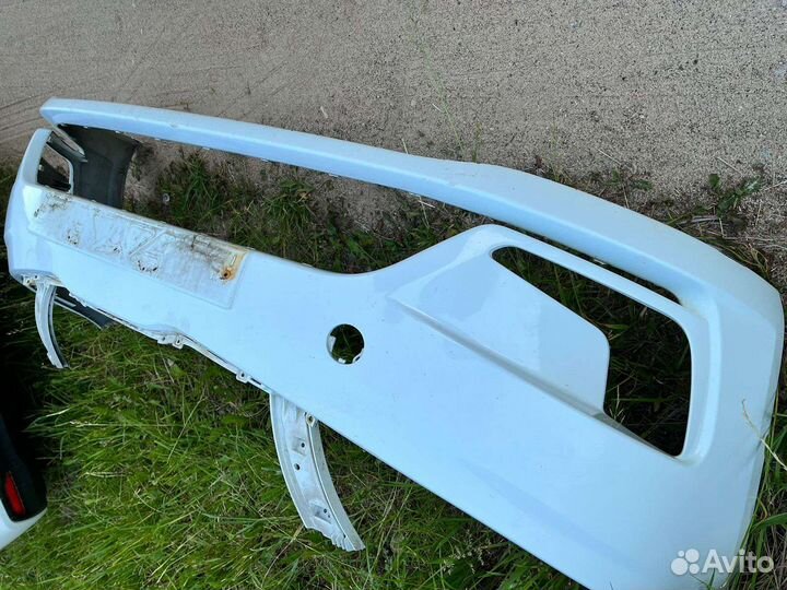 Передний бампер kia rio 3 белый