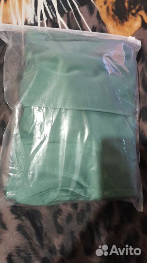 Костюм женский новый 52р