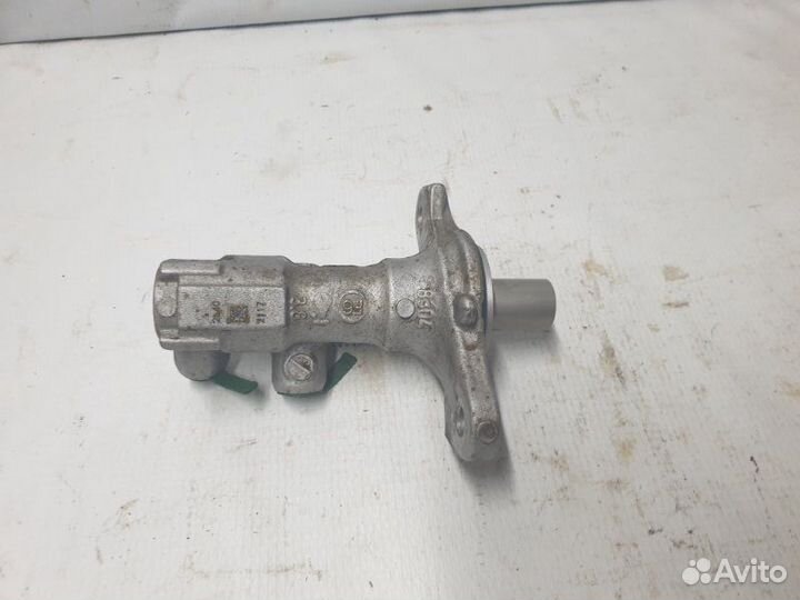 Главный тормозной цилиндр LADA X-Ray