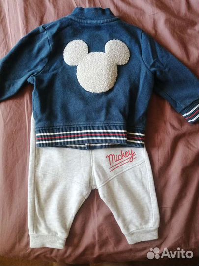 Костюм для малыша на 6-9 месяцев